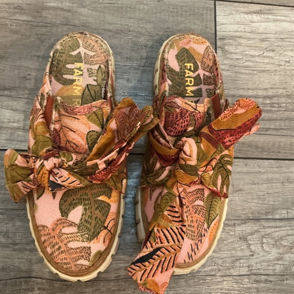Farm Rio Summer Dream Mule Sneaker Floral Print with Bow Accent sz 7 - Picture 3 of 8